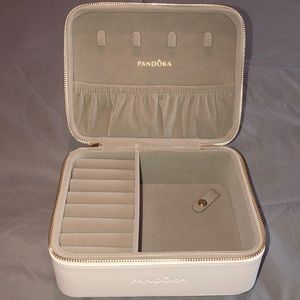 ❗️NEW❗️Pandora Jewelry Organizer